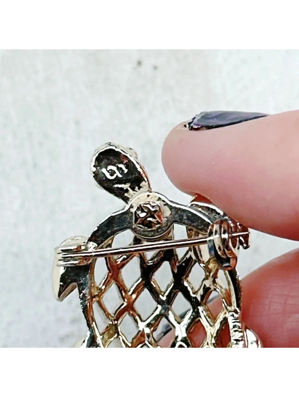 4660u. Gerry’s Goldtone Vintage Turtle Brooch